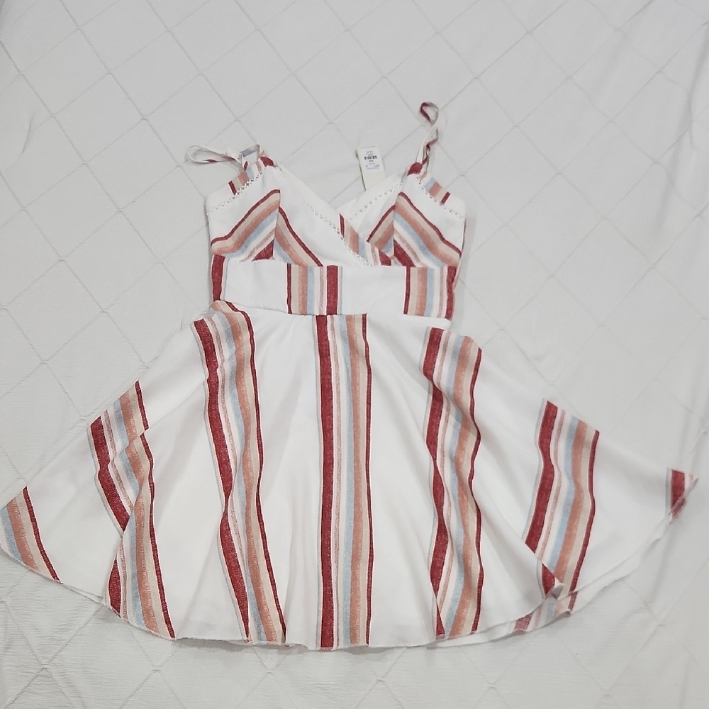 Francesca's Collections Red and White Striped Kids Dress - Picture 3 of 7